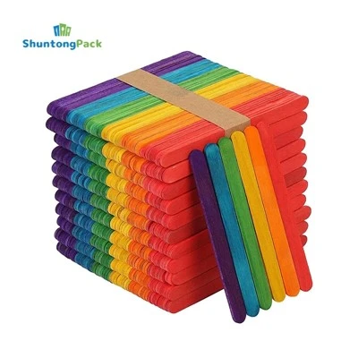 Bâtonnets de glace en bois de couleur